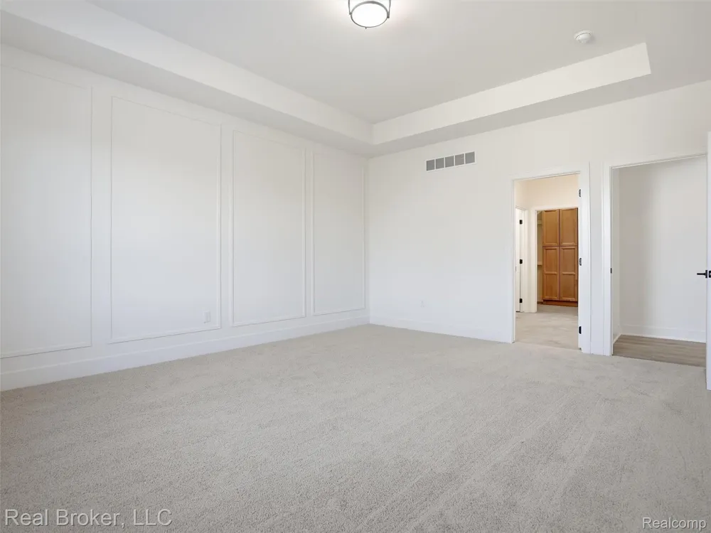 35689 WINDRIDGE DRIVE New Baltimore City, MI 48047