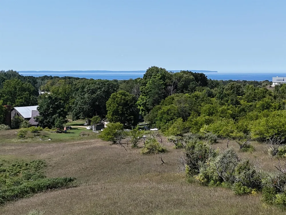 7200 Christianson Road Leelanau Township, MI 49670