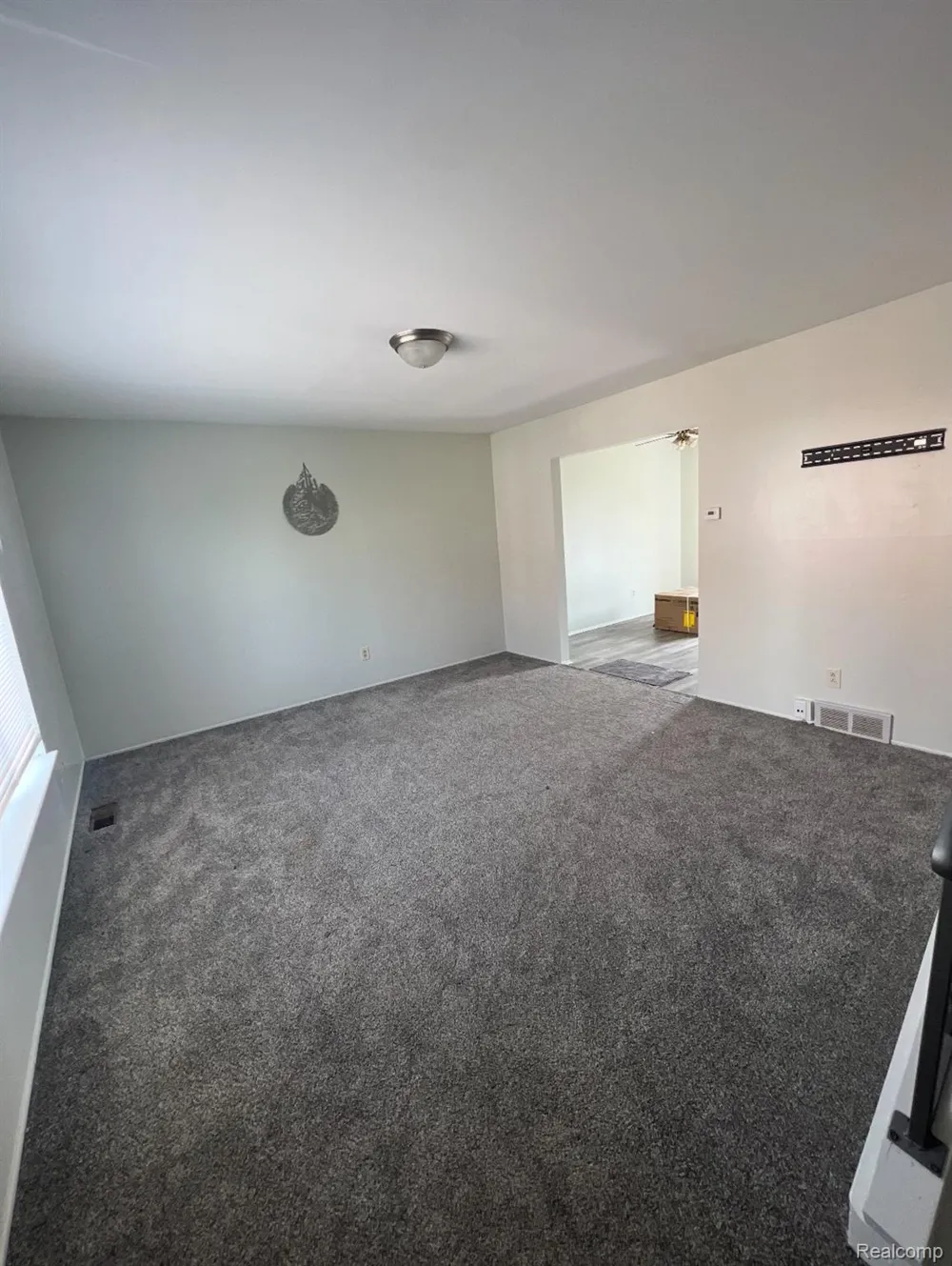 263 Riverbank Street Wyandotte City, MI 48192