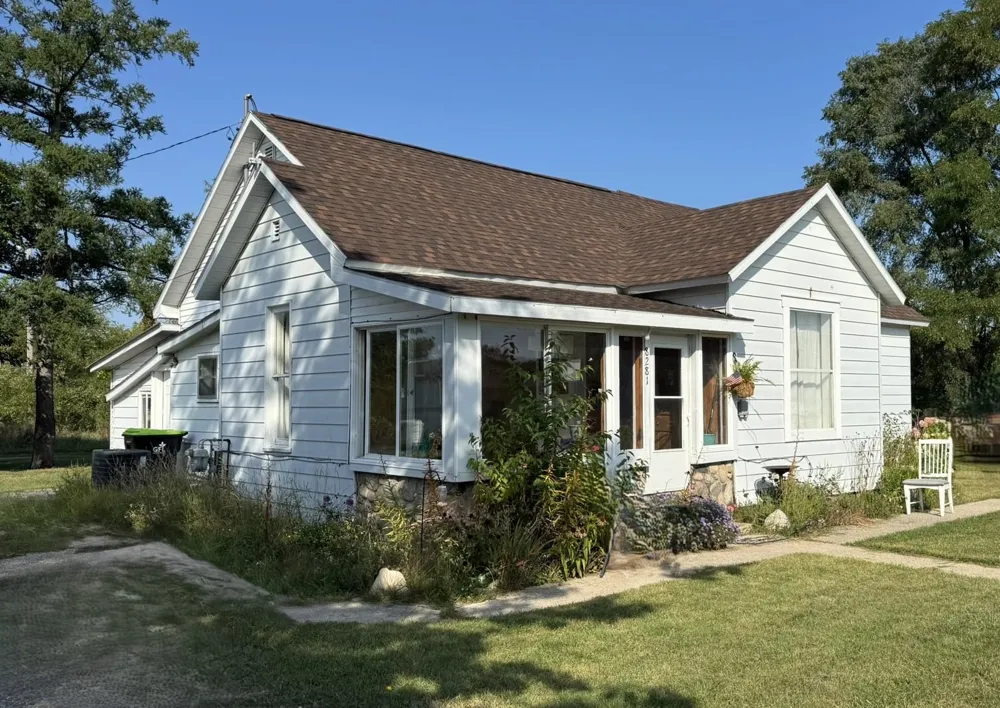8281 Rapid City Road Clearwater Township, MI 49676