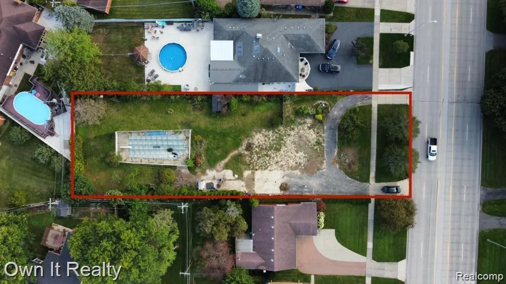 17517 W OUTER DRIVE Dearborn Heights City, MI 48127