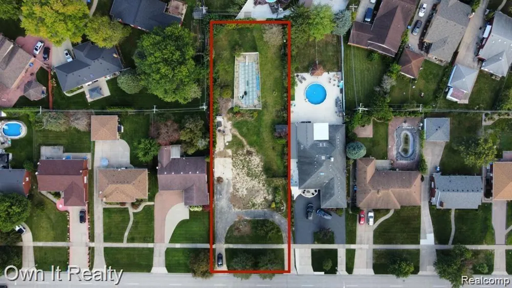 17517 W OUTER DRIVE Dearborn Heights City, MI 48127