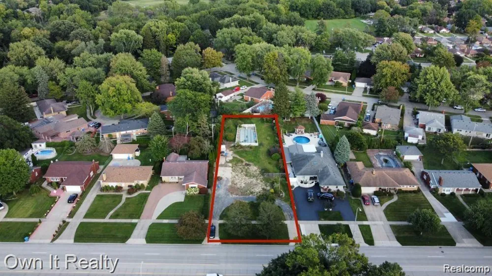 17517 W OUTER DRIVE Dearborn Heights City, MI 48127