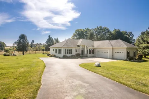5296 Scofield Trail