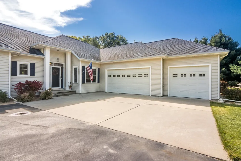 5296 Scofield Trail Whitewater Township, MI 49690