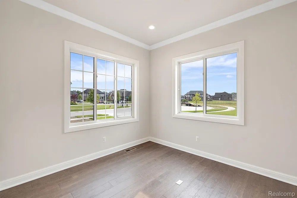 2166 Heidi Dr Addison Township, MI 48370
