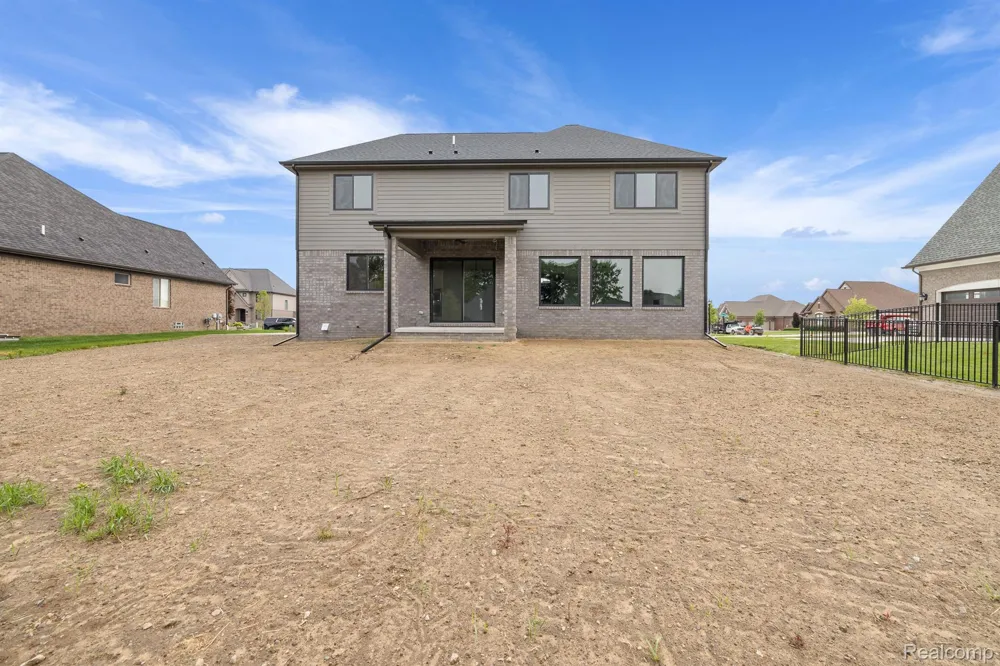 2166 Heidi Dr Addison Township, MI 48370