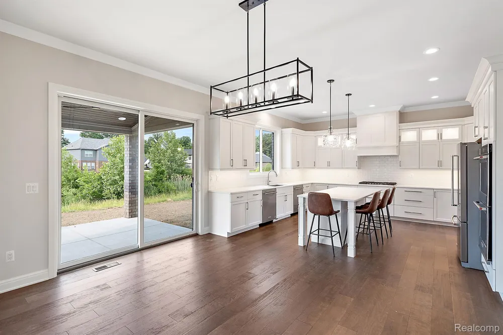 2166 Heidi Dr Addison Township, MI 48370
