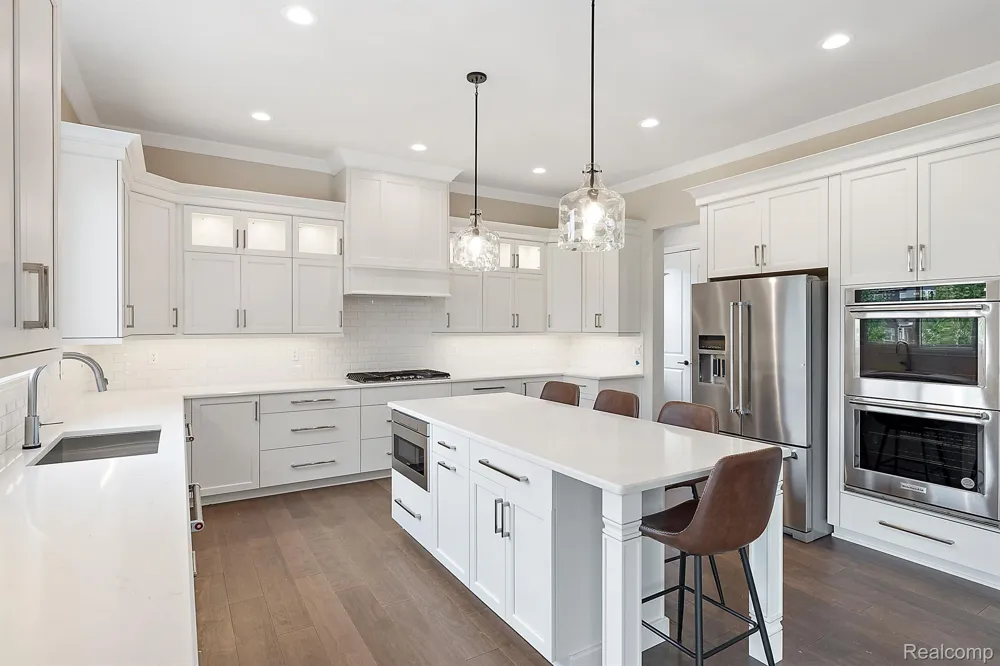2166 Heidi Dr Addison Township, MI 48370