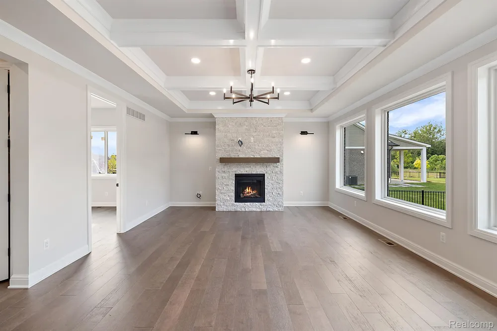 2166 Heidi Dr Addison Township, MI 48370