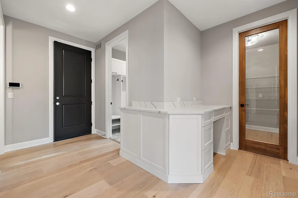 2280 Heidi Drive Addison Township, MI 48370