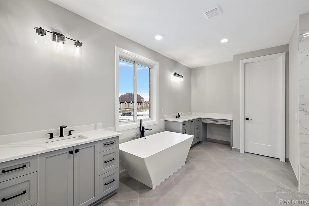 70609 Renata Court Bruce Township, MI 48065