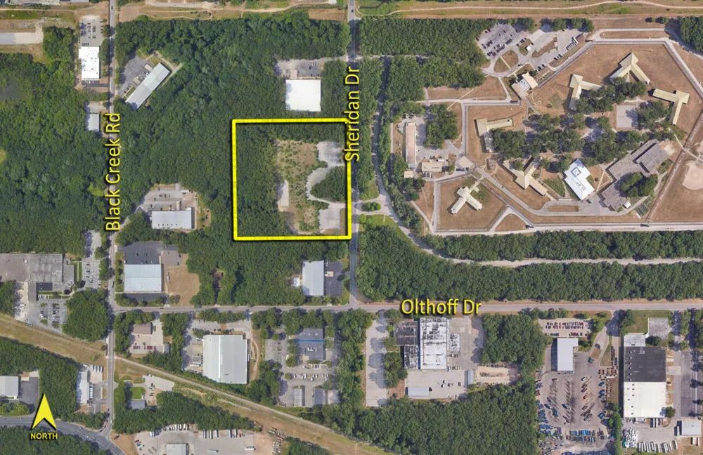2325 S Sheridan Drive Muskegon City, MI 49444