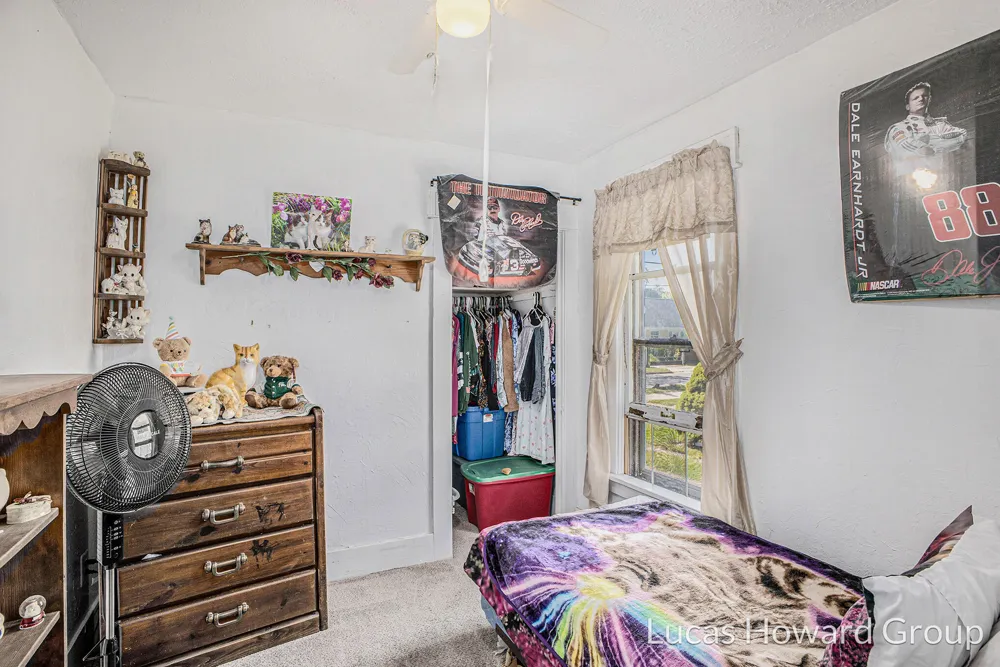712 Lenore Avenue Lansing City, MI 48910
