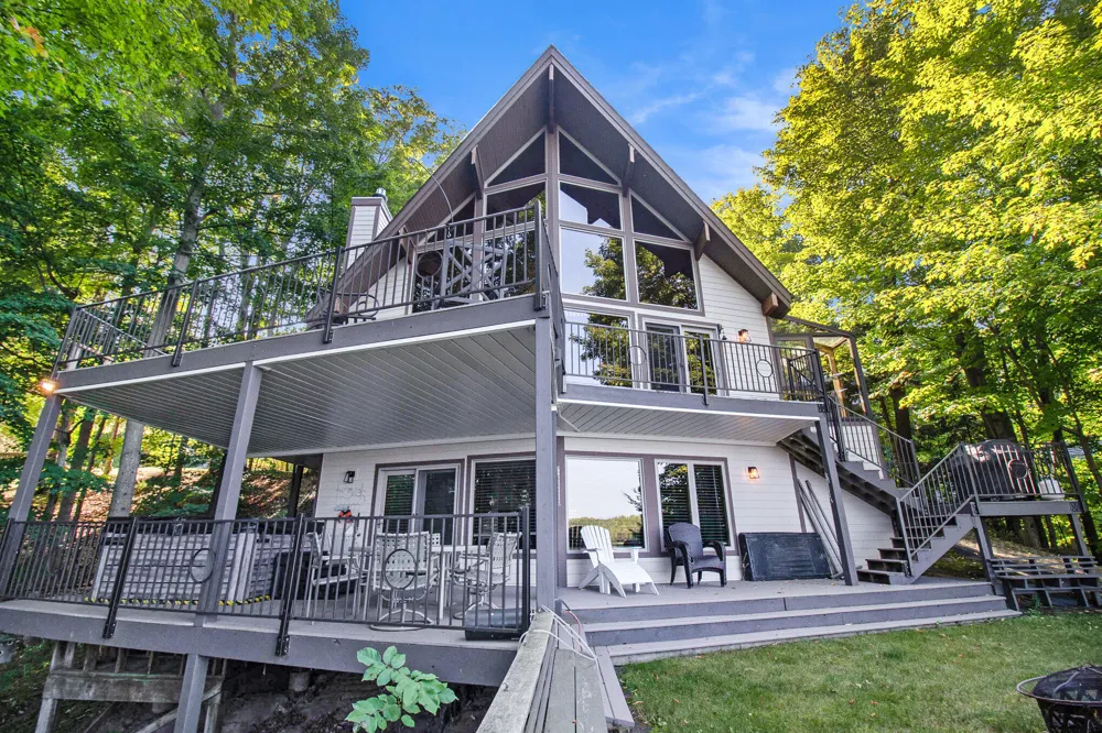 6218 Loggers Lane Hamlin Township, MI 49431