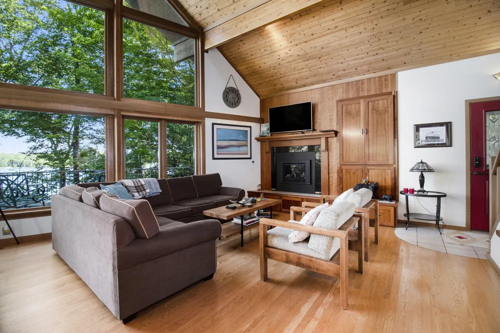 6218 Loggers Lane Hamlin Township, MI 49431