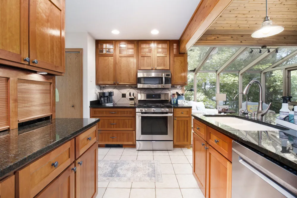 6218 Loggers Lane Hamlin Township, MI 49431