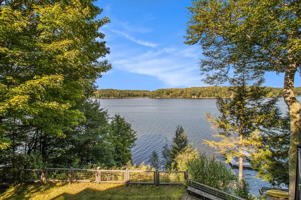 6218 Loggers Lane Hamlin Township, MI 49431