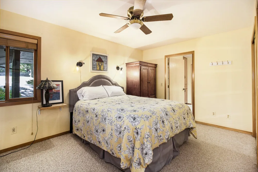 6218 Loggers Lane Hamlin Township, MI 49431