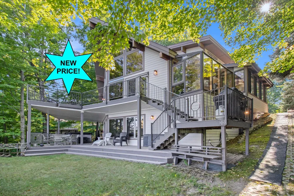 6218 Loggers Lane Hamlin Township, MI 49431