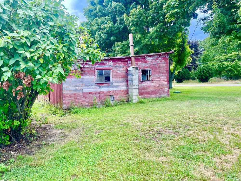 4048 Bankers Road Cambria Township, MI 49242