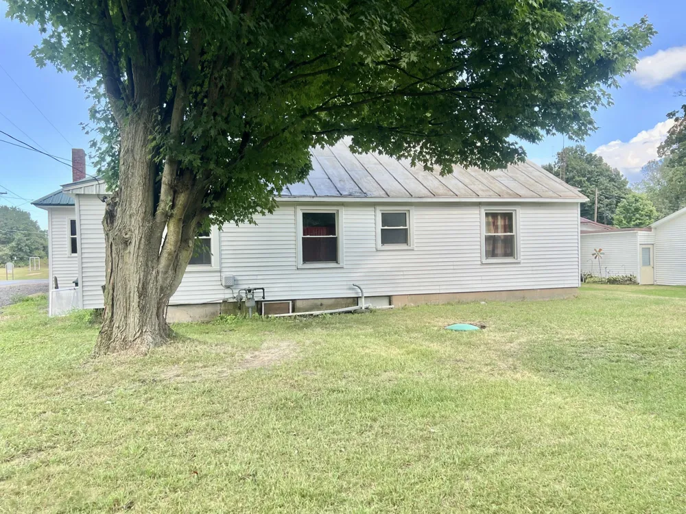 4048 Bankers Road Cambria Township, MI 49242