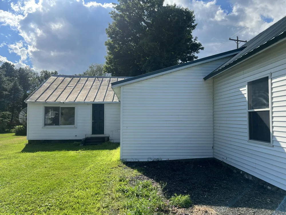 4048 Bankers Road Cambria Township, MI 49242
