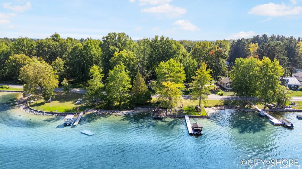 5964 122nd Avenue Clyde Township, MI 49408