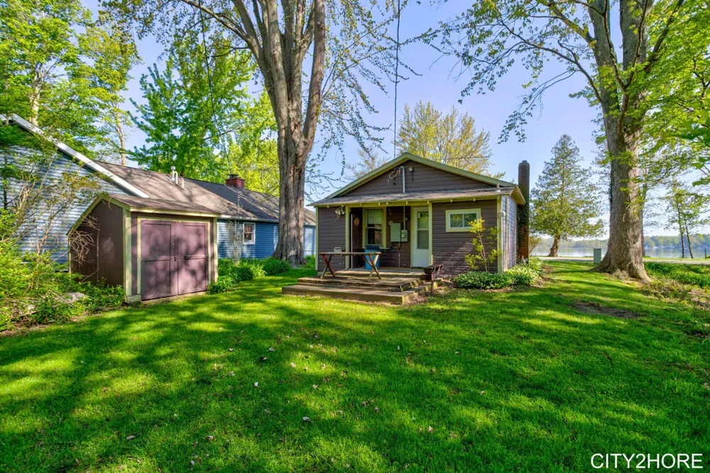 5964 122nd Avenue Clyde Township, MI 49408