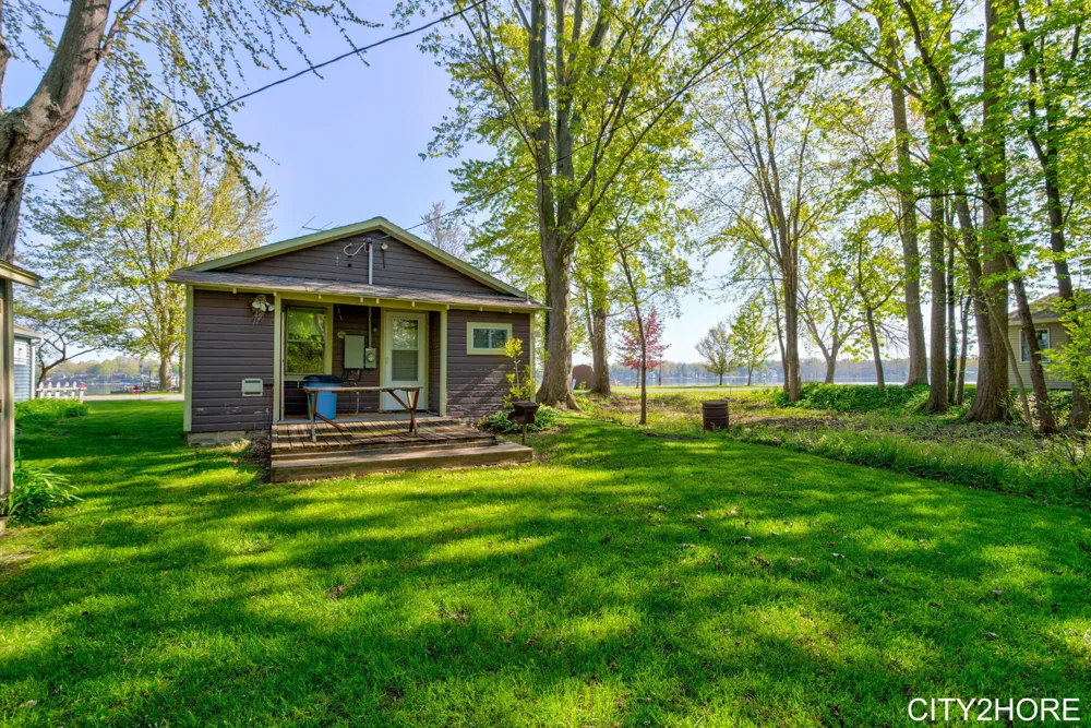 5964 122nd Avenue Clyde Township, MI 49408
