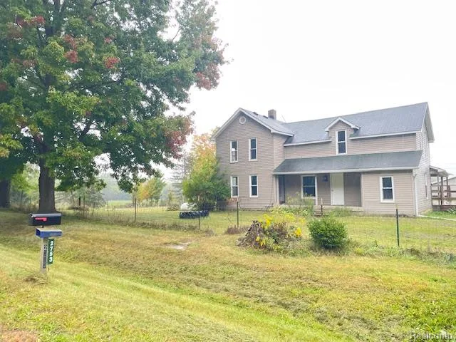 2753 E Snover Road Mayville Village, MI 48744