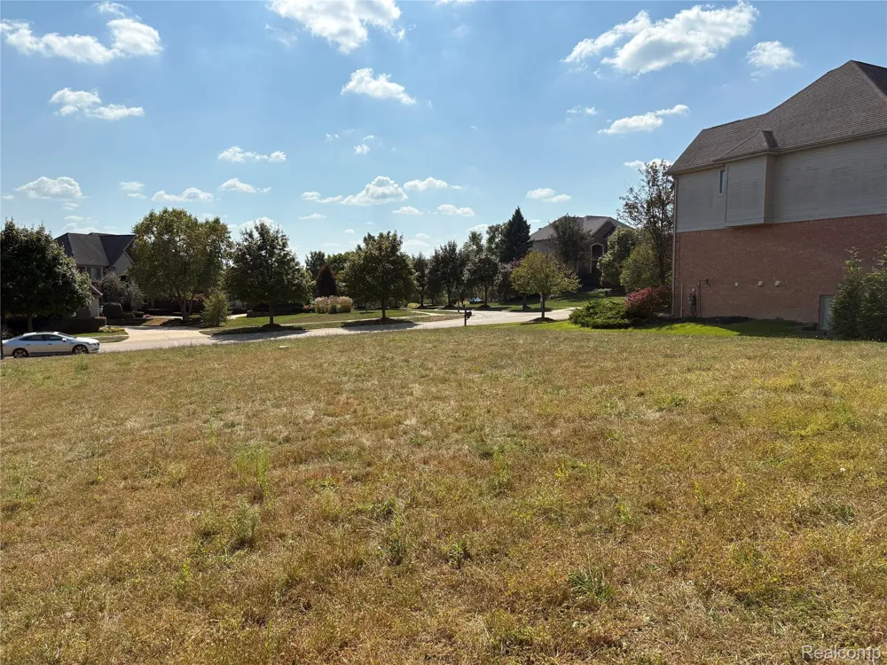 18018 RIDGEVIEW DRIVE Northville Township, MI 48168