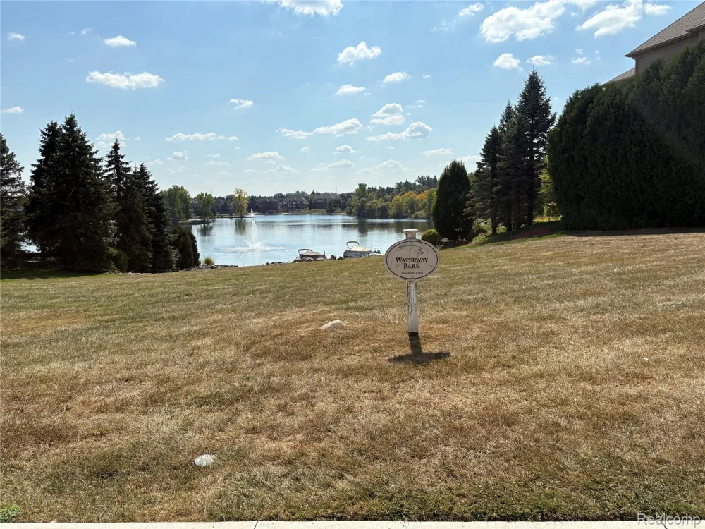 18018 RIDGEVIEW DRIVE Northville Township, MI 48168