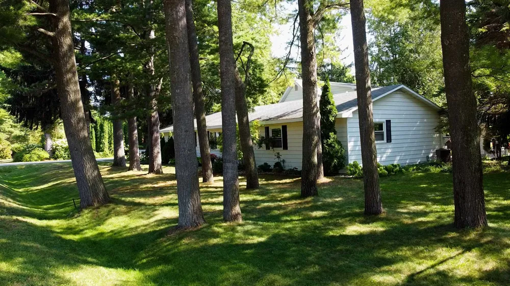 503 W Second Street Elk Rapids Township, MI 49629