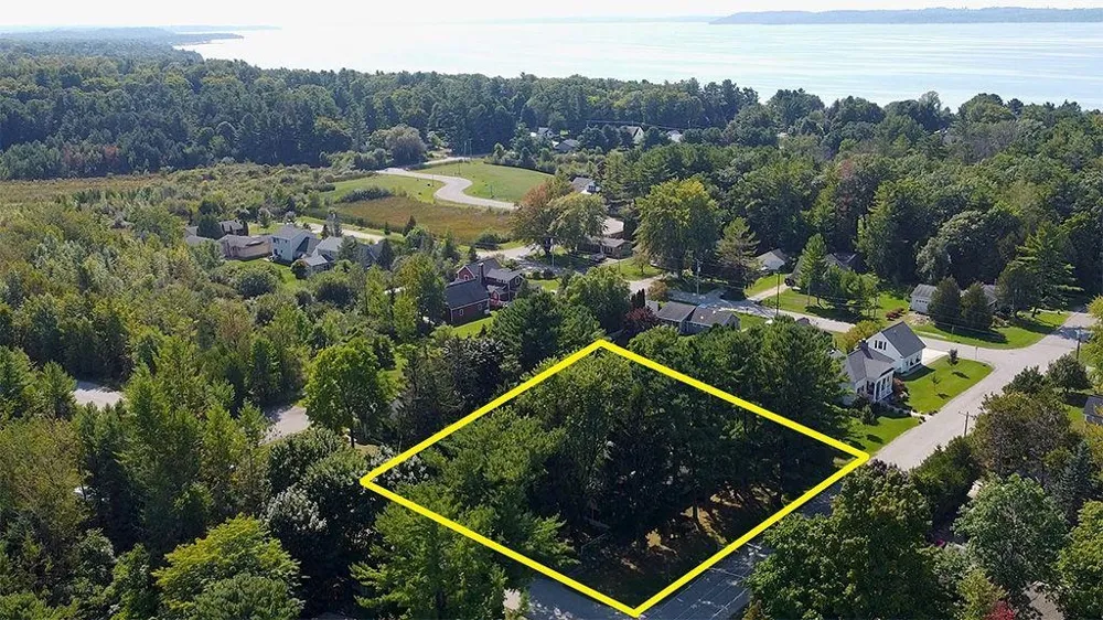 503 W Second Street Elk Rapids Township, MI 49629