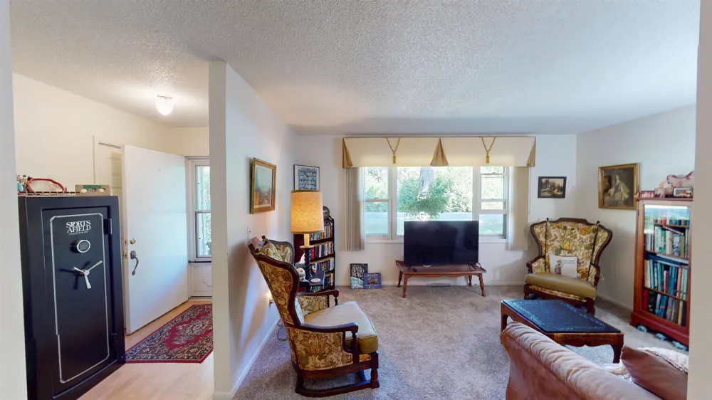 503 W Second Street Elk Rapids Township, MI 49629