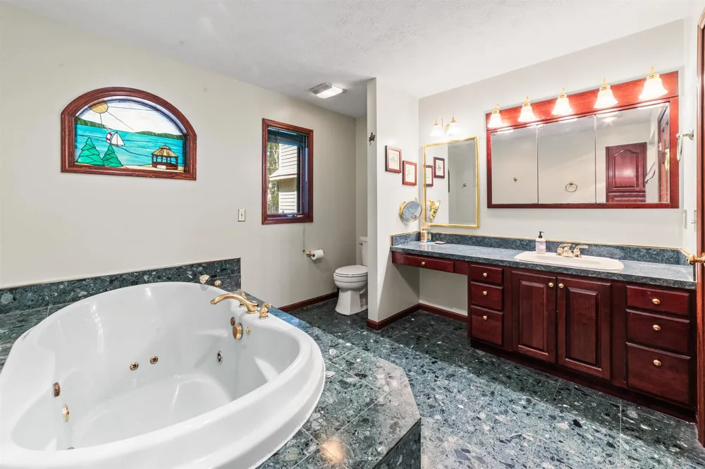 6993 NW Aarwood Road Clearwater Township, MI 49676