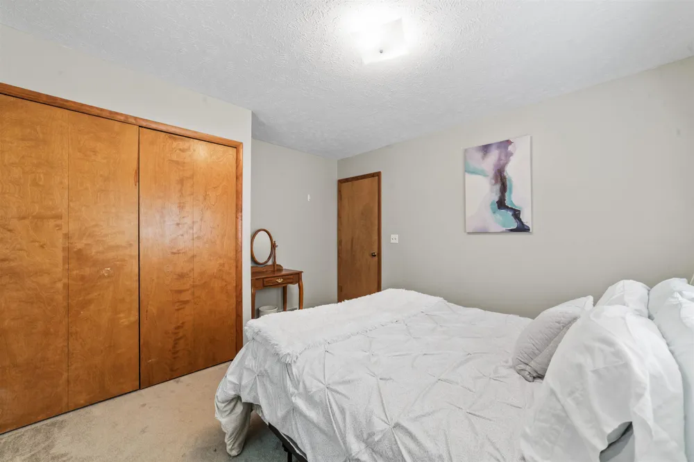6993 NW Aarwood Road Clearwater Township, MI 49676