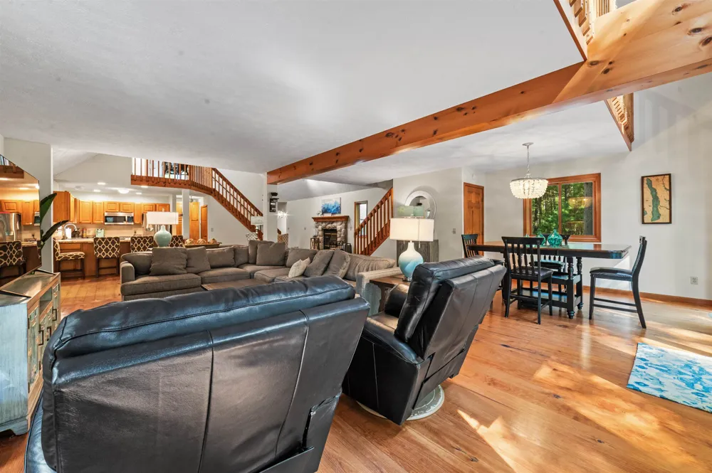 6993 NW Aarwood Road Clearwater Township, MI 49676