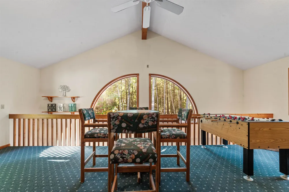 6993 NW Aarwood Road Clearwater Township, MI 49676