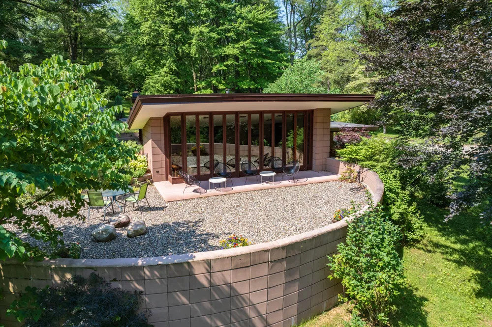 11090 Hawthorne Drive Charleston Township, MI 49053