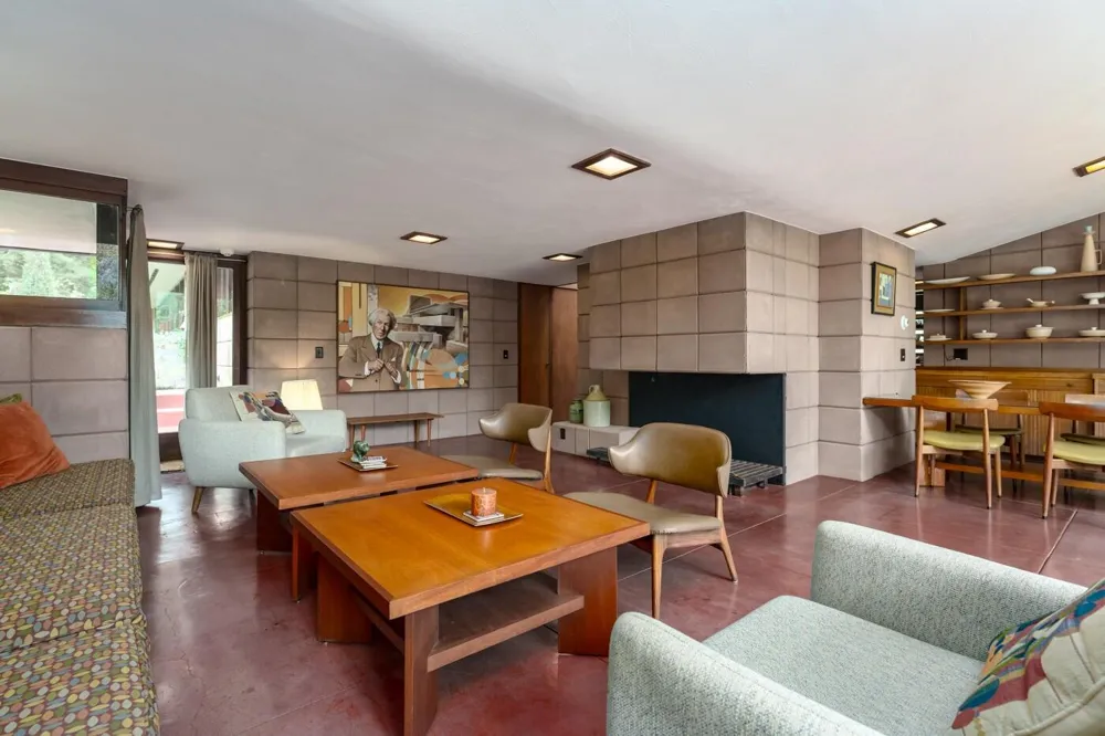 11090 Hawthorne Drive Charleston Township, MI 49053
