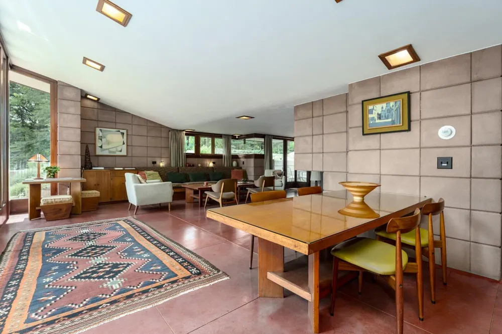 11090 Hawthorne Drive Charleston Township, MI 49053