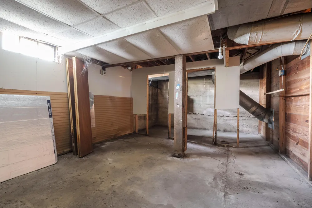736 S Grove Street Barry Township, MI 49046