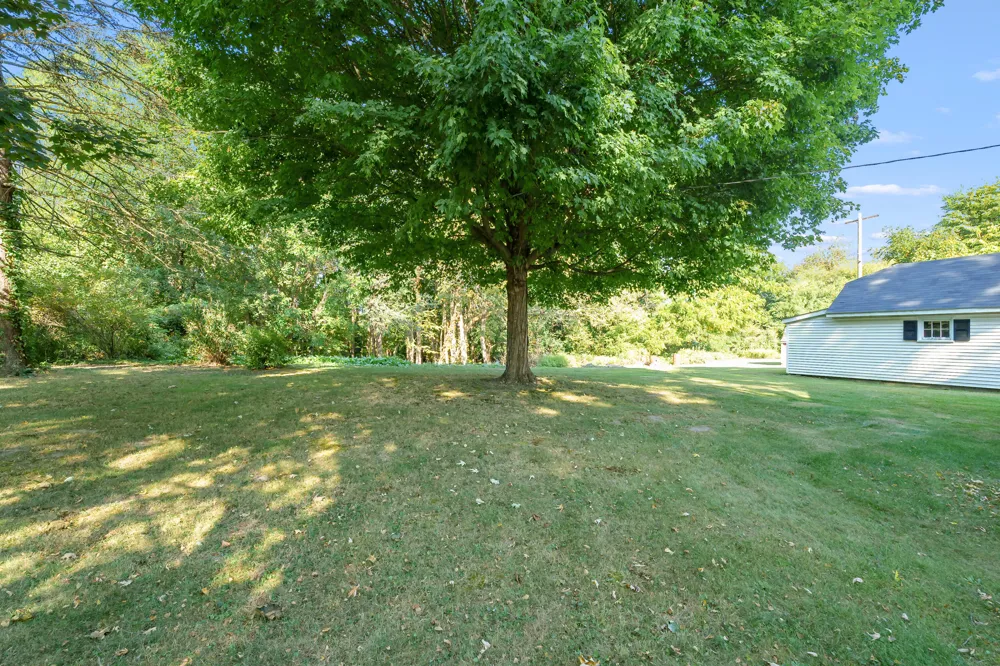 736 S Grove Street Barry Township, MI 49046