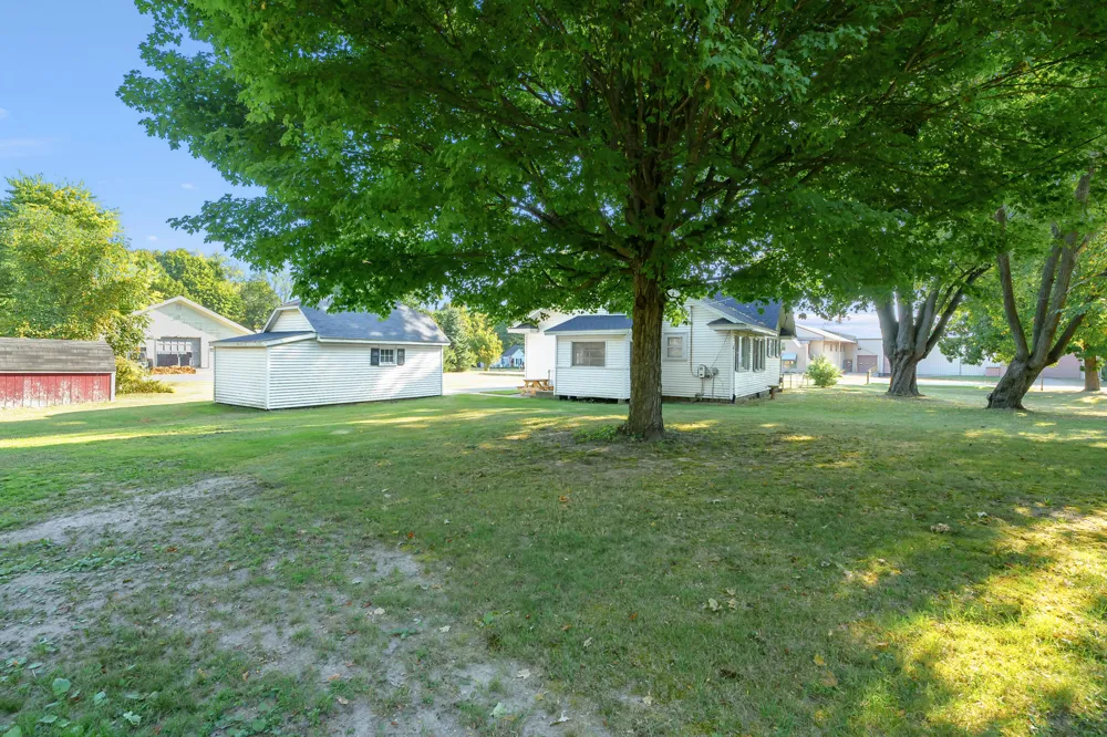 736 S Grove Street Barry Township, MI 49046