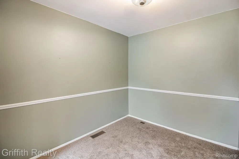 229 Lake Village Drive Walled Lake City, MI 48390