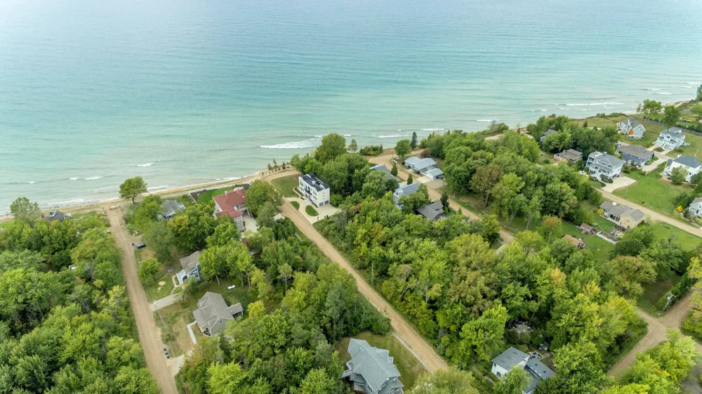 7255 Miami Avenue Casco Township, MI 49090