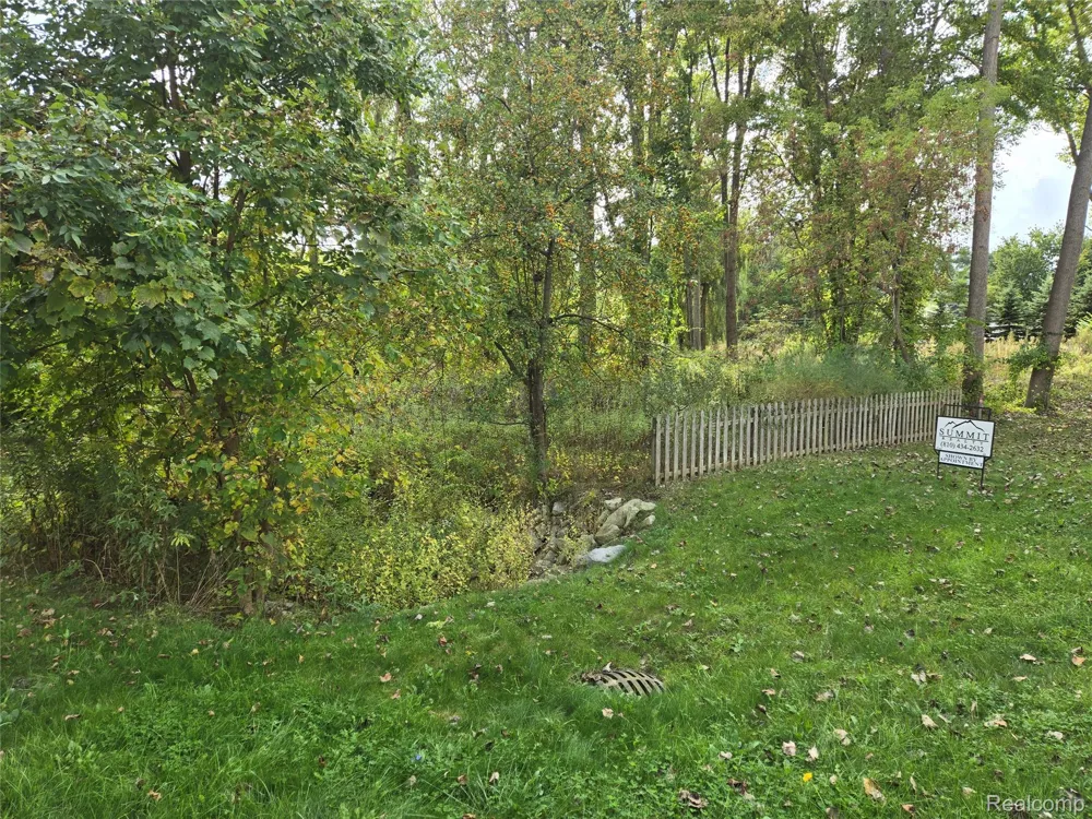 E Glass Road Brandon Charter Township, MI 48462