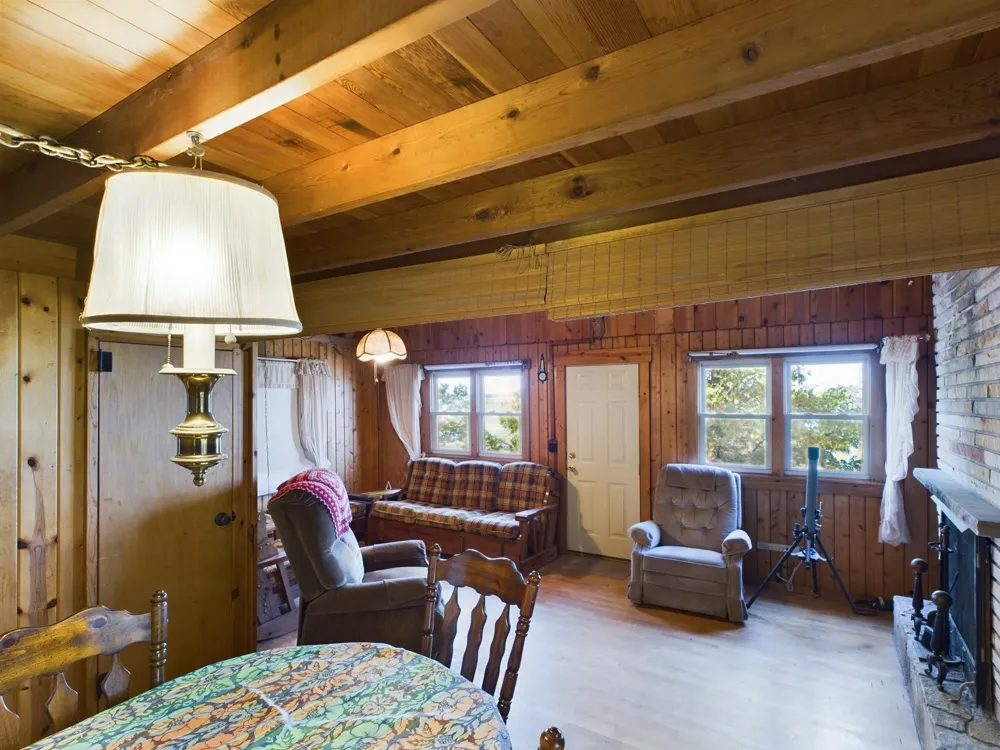 14619 Cathead Bay Drive Leelanau Township, MI 49670